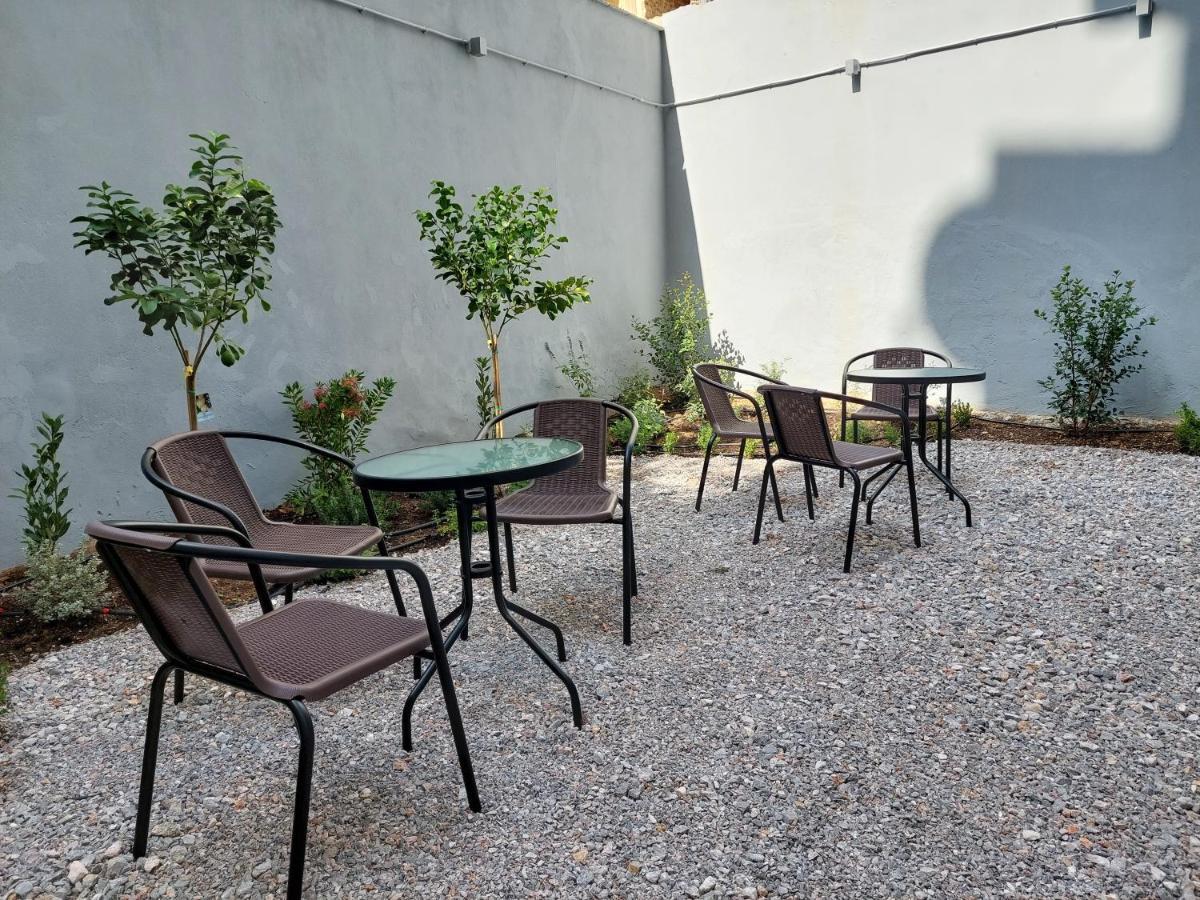 Bmv Apartments Athen Eksteriør billede