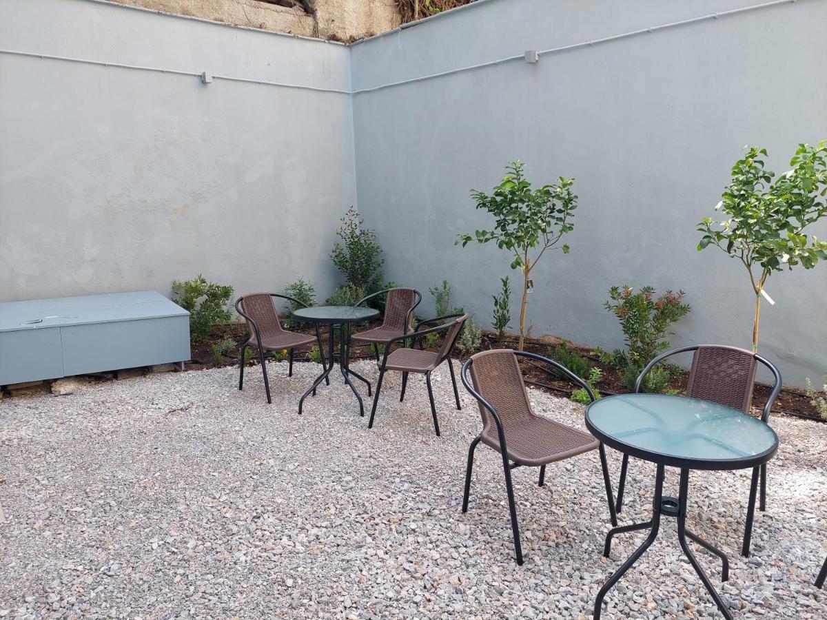 Bmv Apartments Athen Eksteriør billede